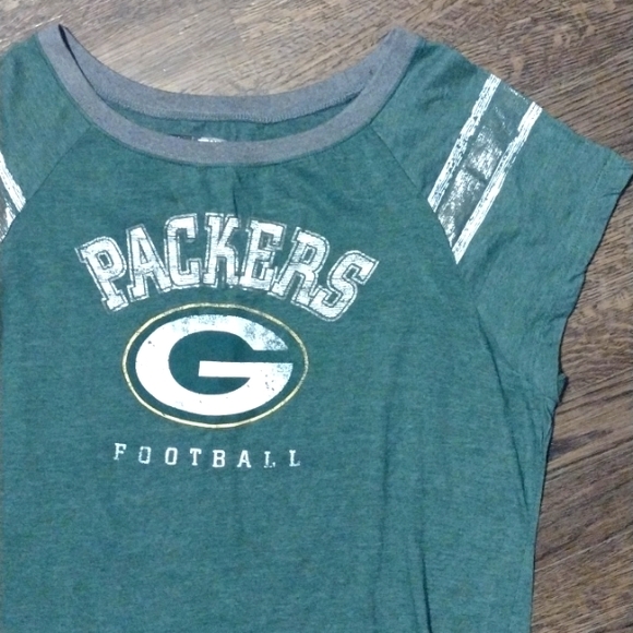 NFL Tops - Green Bay Packers scoopneck short sleeve t shirt size XL